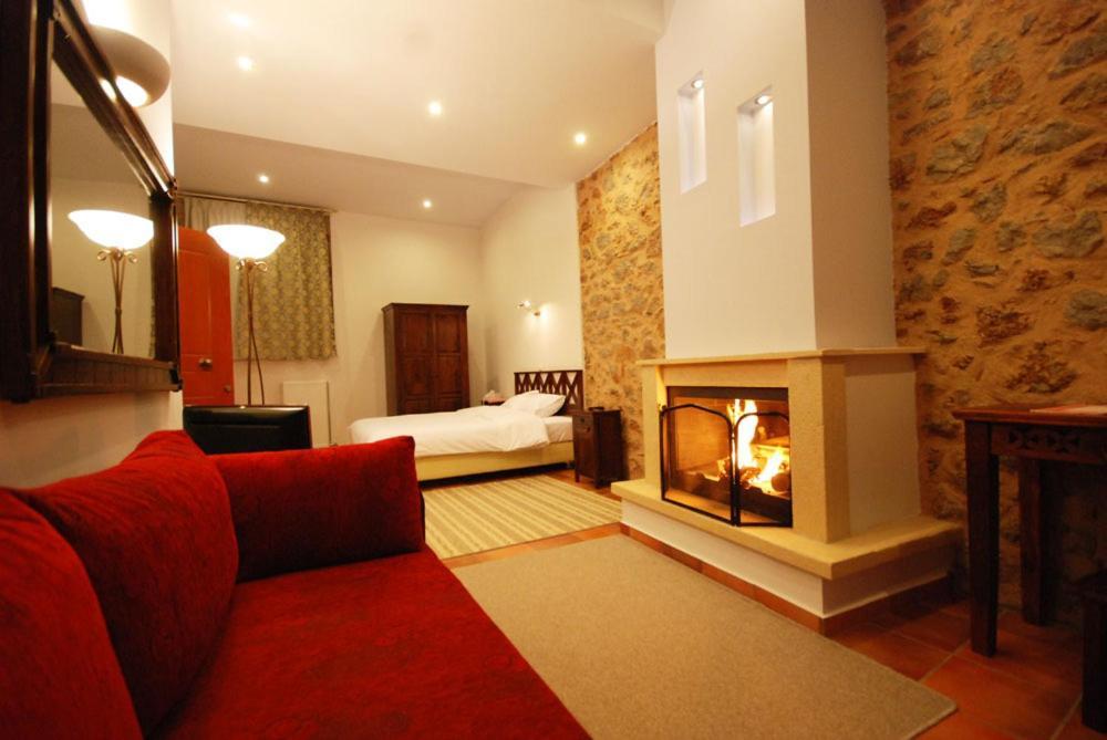 Hotel Parnassos Arachova Zimmer foto