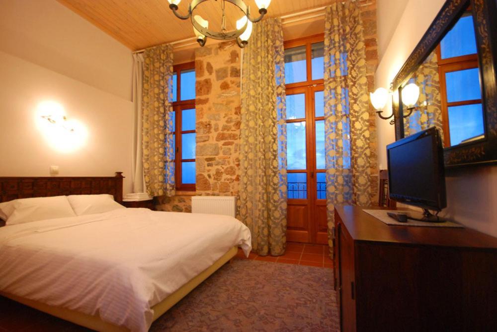 Hotel Parnassos Arachova Exterior foto